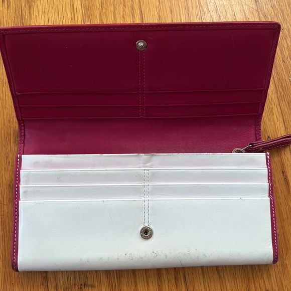 Vintage Rare Limited Edition Spring Coach Butterfly Embroidered Long Wallet! - Picture 2 of 9